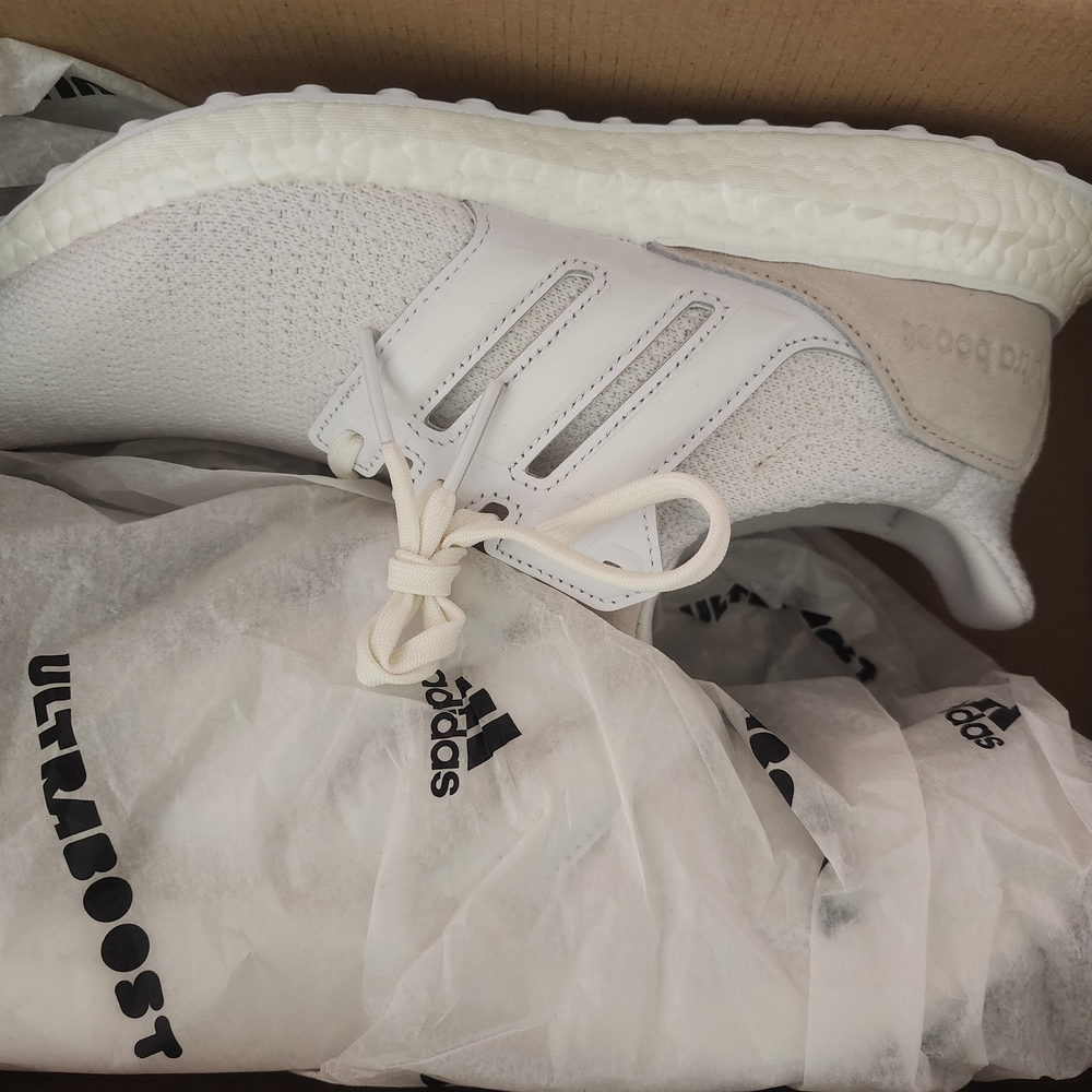 Womens Adidas Ultraboost White Sneakers Size 9 1/2 Or Size 8 In Mens